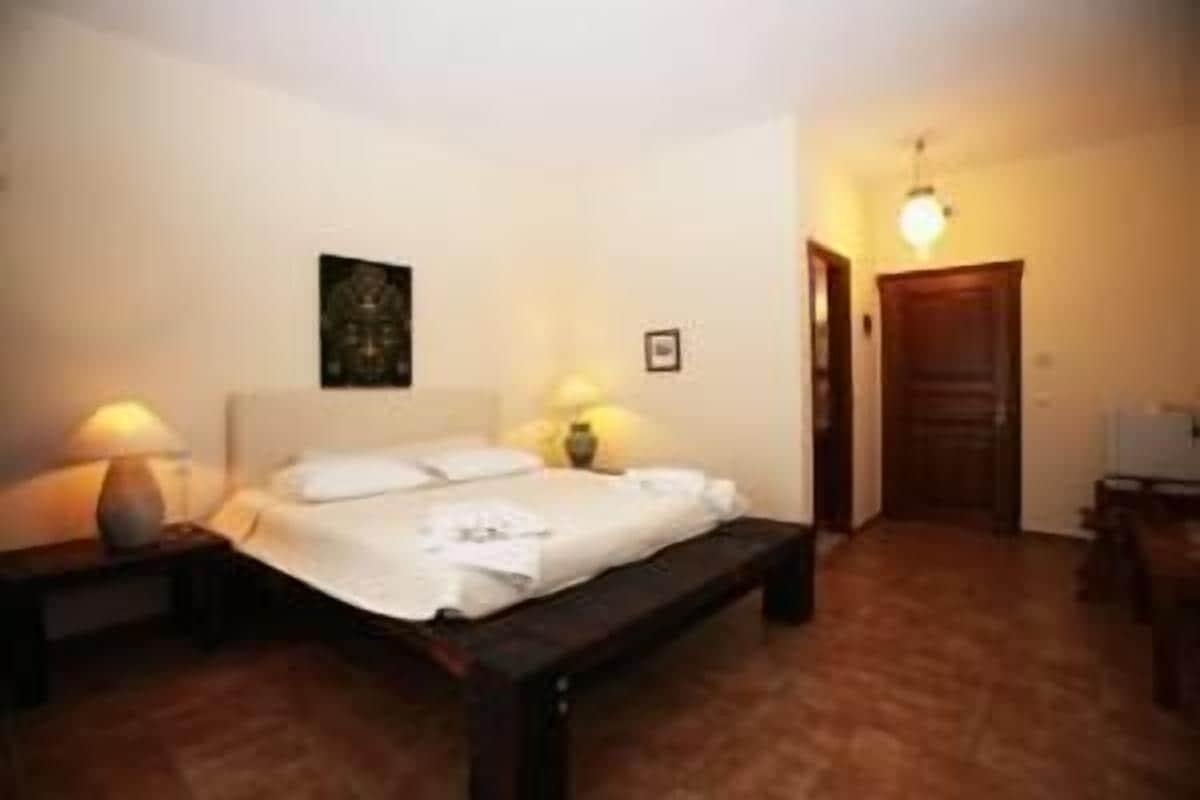 Sun Accommodation سكوبيلوس تاون المظهر الخارجي الصورة